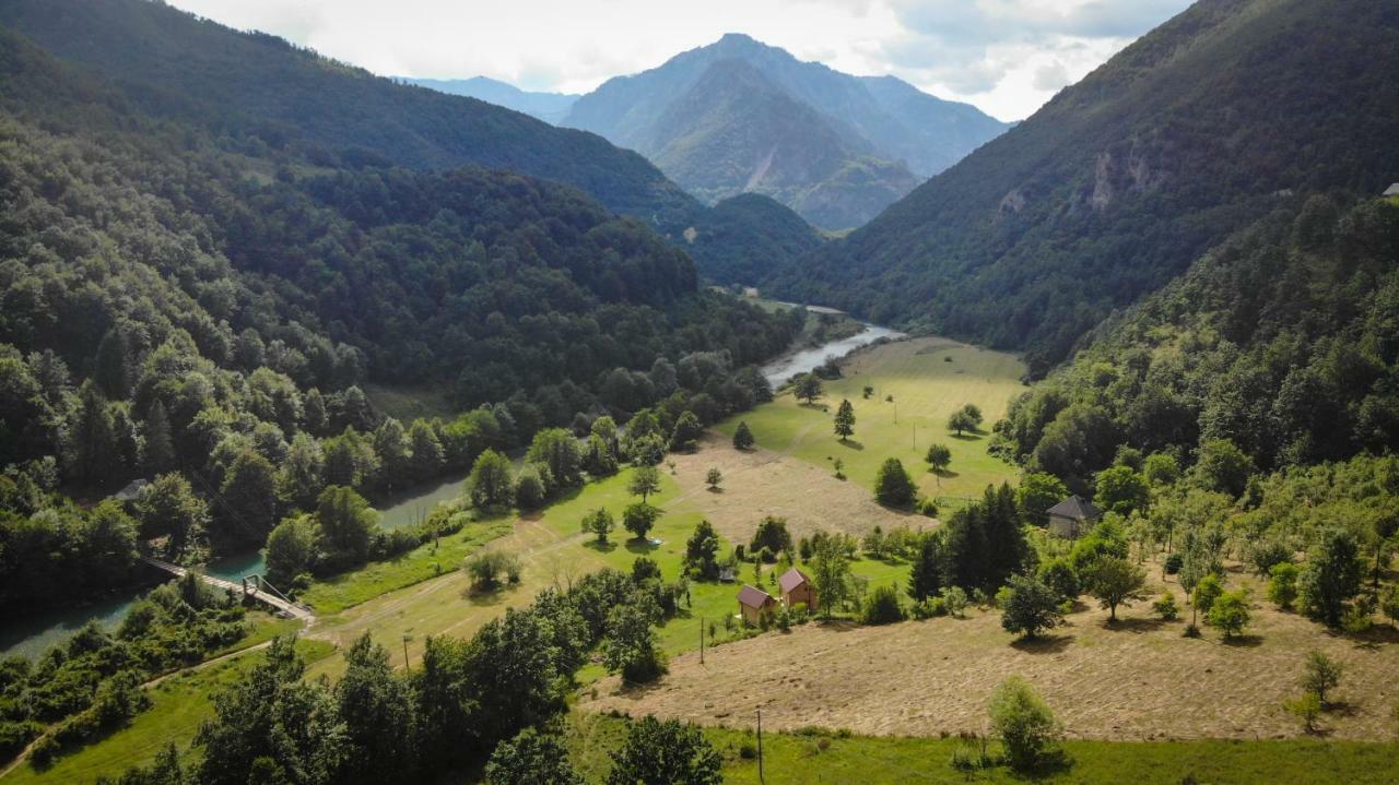 Taramour Cottages. Мойковац Экстерьер фото